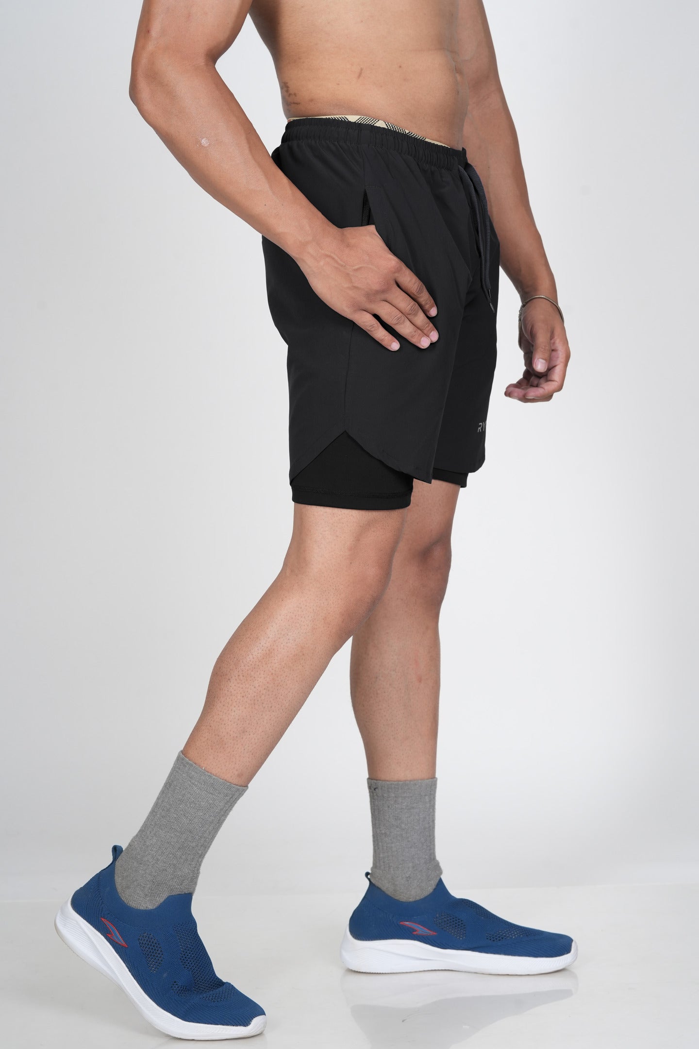 Men's Black Shorts – Right Side View Showing Movement-Friendly Compression tighty.