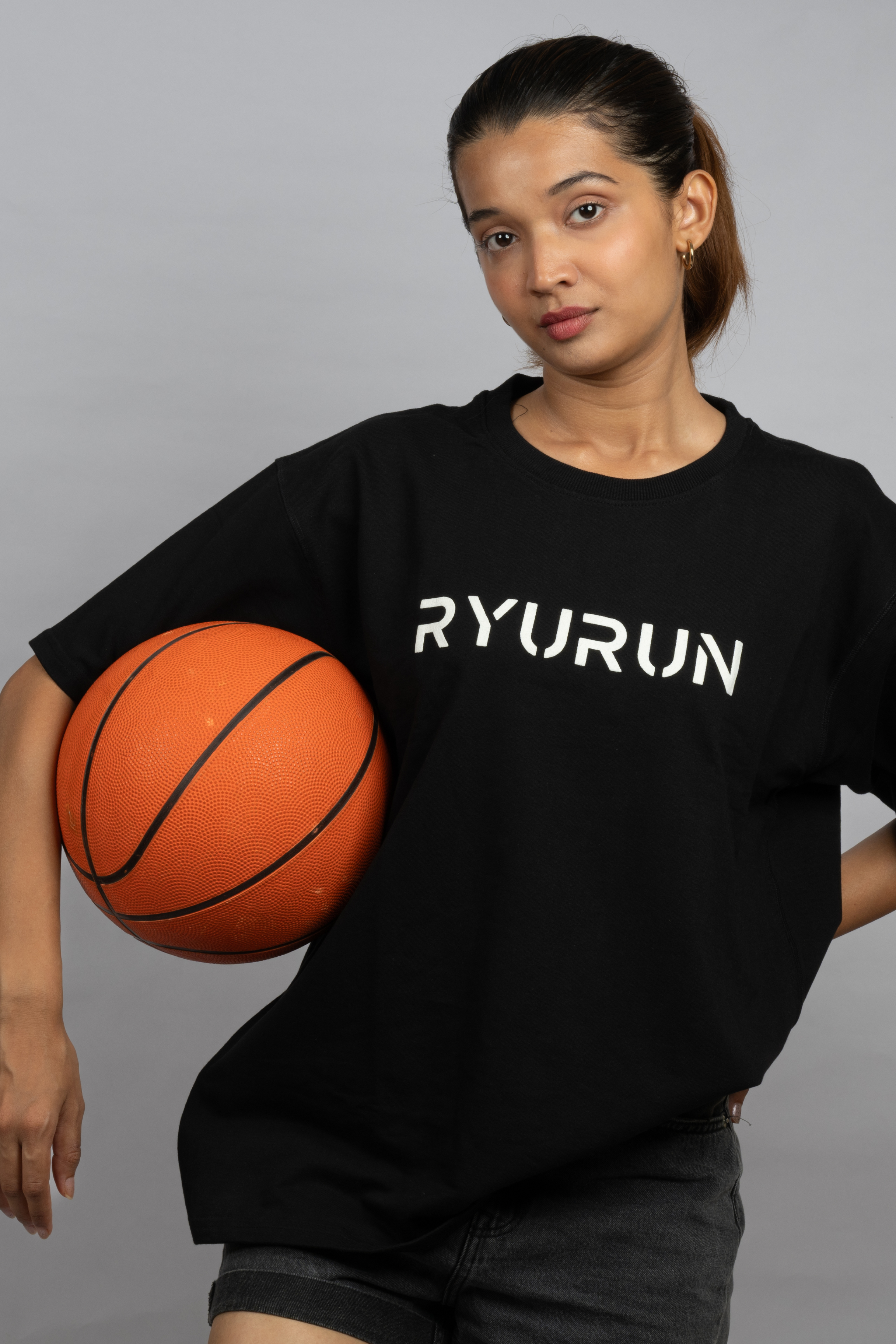 Oversized Aerella T Shirt | Black